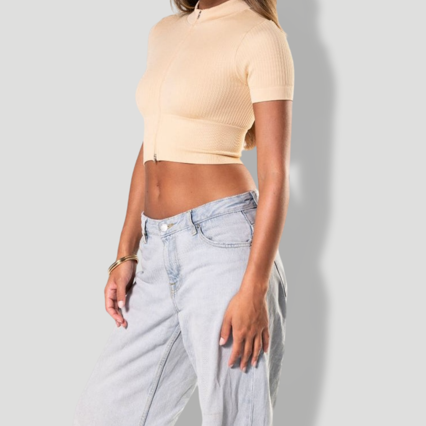 Seamless Ribbed Zip-Front Short Sleeve Crop Top