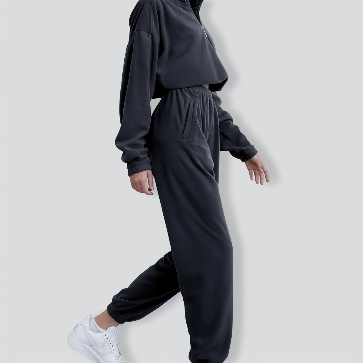 Simple and Comfortable Tracksuit
