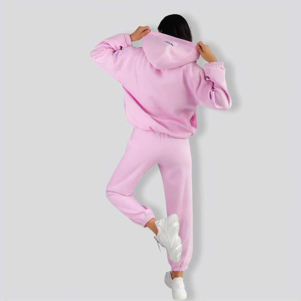 Women's Sports and Leisure Suits