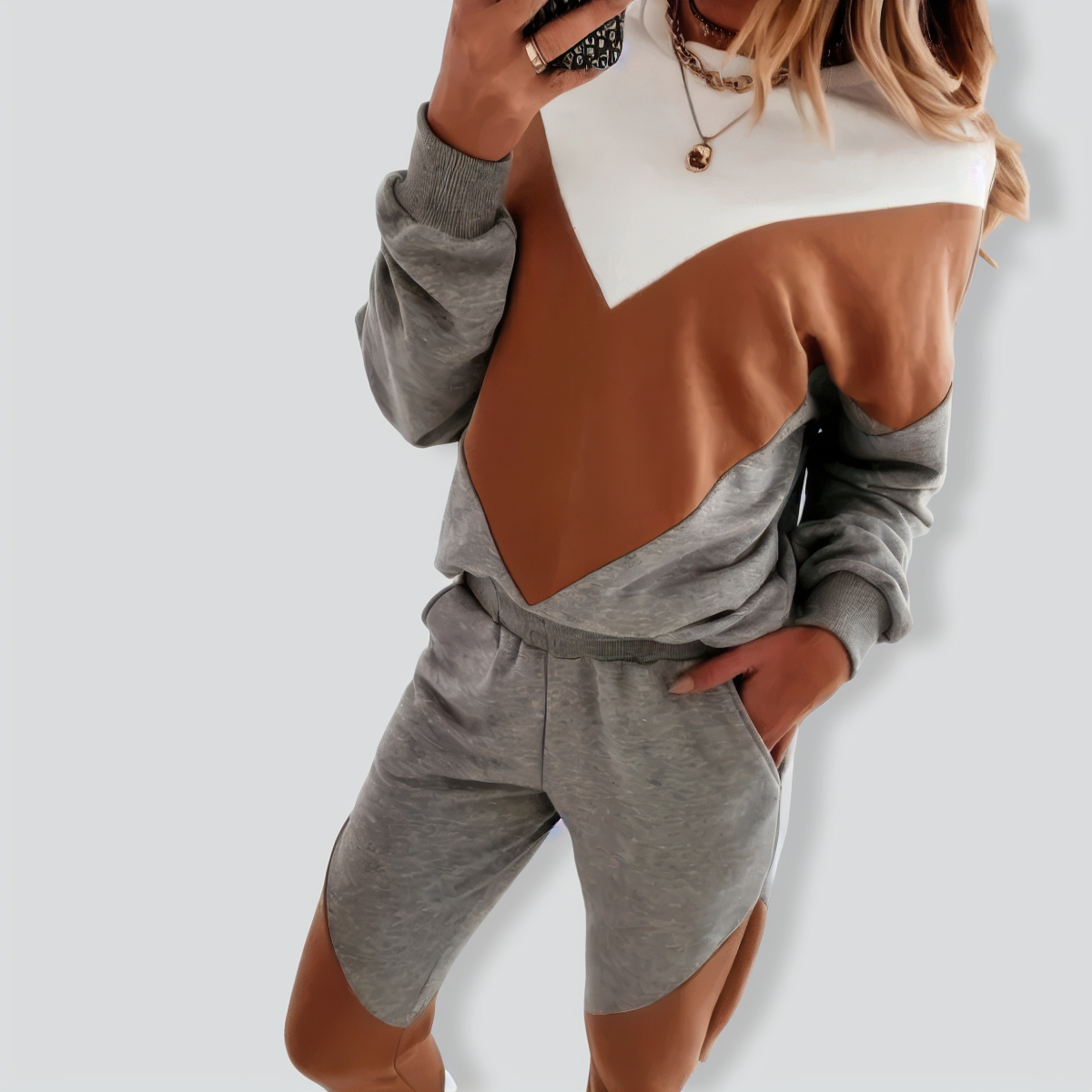 New Color Matching Sweater Set