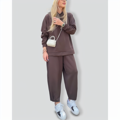 Hooded raglan sleeves and ankle-length trousers two-piece set