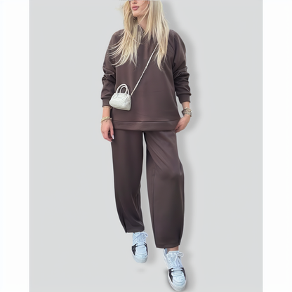 Hooded raglan sleeves and ankle-length trousers two-piece set