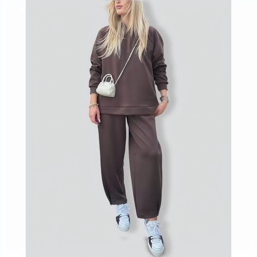 Hooded raglan sleeves and ankle-length trousers two-piece set