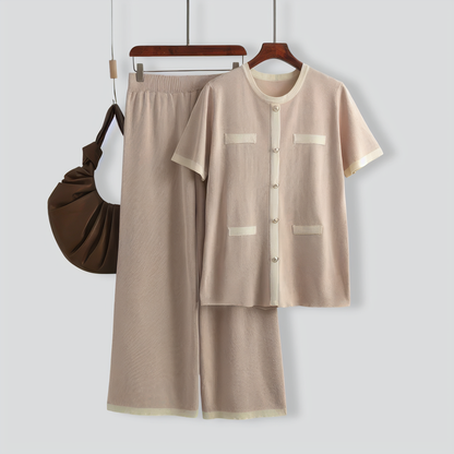 Contrast Color Short-Sleeved Top and Wide-Leg Pants Two-Piece Set