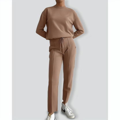 Casual Round Neck Top and Carrot Pants Knitted Two-Piece Set