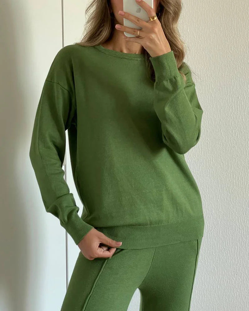 Casual Round Neck Top and Carrot Pants Knitted Two-Piece Set