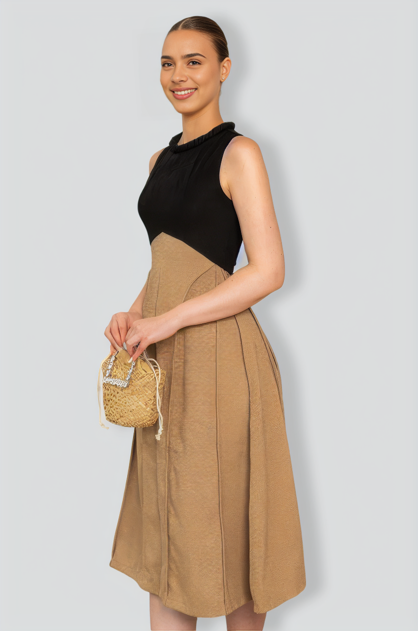 Bicolor Sleeveless Plies Midi Dress
