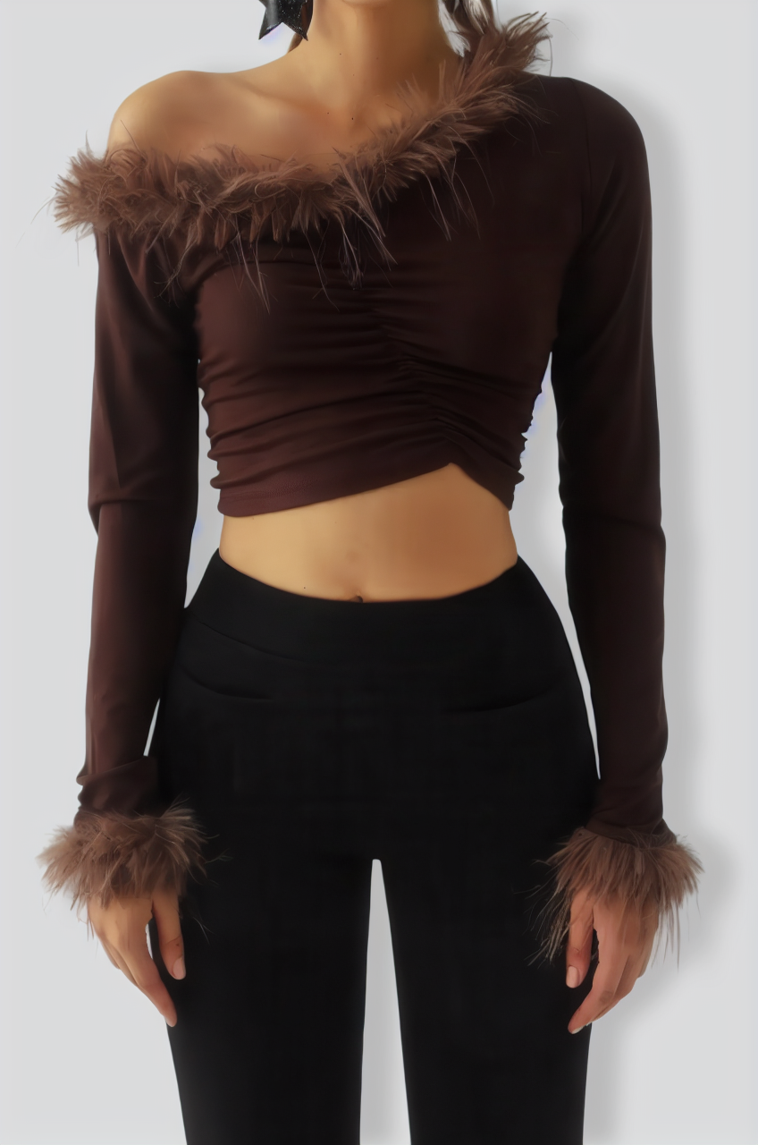 Koko Feahter Short Top